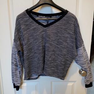 Lightweight Calvin Klein sweatshirt